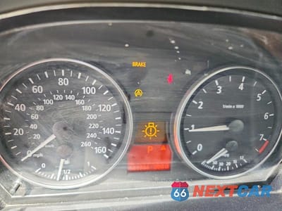 Zdjęcie 9 z 12 samochodu: 2006 BMW 330 XI VIN:WBAVD33566KV61090 - miniatura