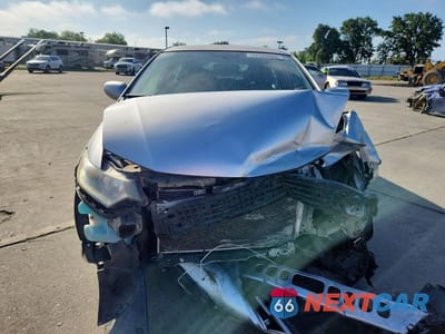 Piąte zdjęcie samochodu w środku: 2010 HONDA INSIGHT LX VIN:JHMZE2H58AS040058 - miniatura
