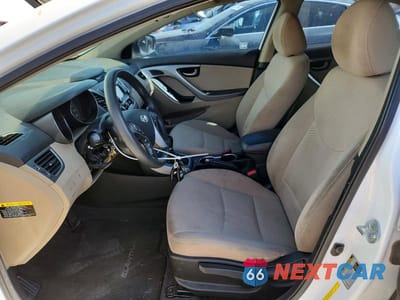 Zdjęcie 7 z 12 samochodu: 2015 HYUNDAI ELANTRA SE VIN:5NPDH4AE7FH600750 - miniatura