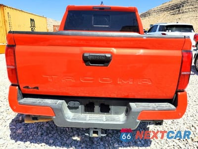 Zdjęcie 6 z 13 samochodu: 2024 TOYOTA TACOMA TRD OFF-ROAD VIN:3TYLB5JN1RT016527 - miniatura