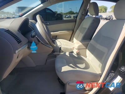 Zdjęcie 7 z 12 samochodu: 2010 NISSAN SENTRA 2.0 VIN:3N1AB6AP9AL676578 - miniatura