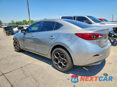 Drugie zdjęcie samochodu z przodu: 2015 MAZDA 3 TOURING VIN:3MZBM1V70FM193150 - miniatura