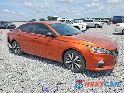 Czwarte zdjęcie samochodu z boku: 2020 NISSAN ALTIMA SR VIN:1N4BL4CV5LC140472 - miniatura