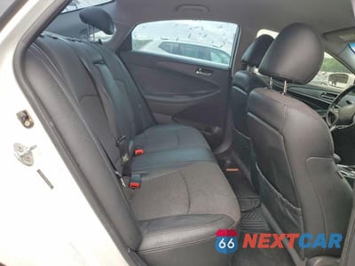 Zdjęcie 10 z 12 samochodu: 2011 HYUNDAI SONATA SE VIN:5NPEC4AC9BH245785 - miniatura