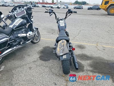 Czwarte zdjęcie samochodu z boku: 2020 HARLEY-DAVIDSON XL883 N VIN:1HD4LE225LB422454 - miniatura