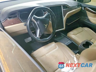Zdjęcie 8 z 12 samochodu: 2016 TESLA MODEL X P90D VIN:5YJXCAE4XGFS00192 - miniatura