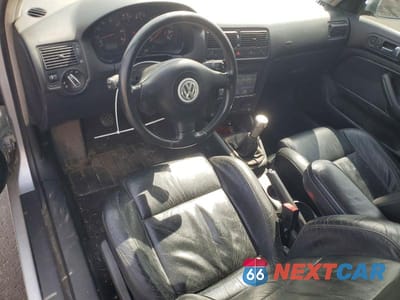 Zdjęcie 8 z 12 samochodu: 2004 VOLKSWAGEN GTI VR6 VIN:9BWDH61J544004330 - miniatura