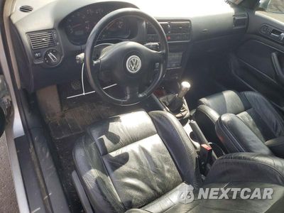 Zdjęcie 8 z 12 samochodu: 2004 VOLKSWAGEN GTI VR6 VIN:9BWDH61J544004330 - miniatura