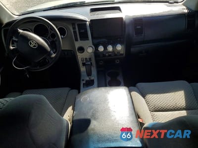 Zdjęcie 8 z 12 samochodu: 2008 TOYOTA TUNDRA SR5 VIN:5TBRV54158S479431 - miniatura