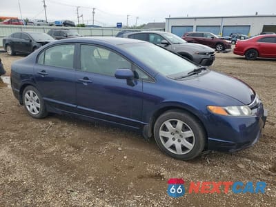 Czwarte zdjęcie samochodu z boku: 2008 HONDA CIVIC LX VIN:1HGFA16528L092983 - miniatura