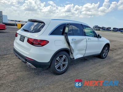 Trzecie zdjęcie samochodu z tyłu: 2020 MERCEDES-BENZ GLC 300 4MATIC VIN:WDC0G8EBXLF701242 - miniatura