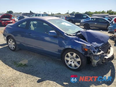 Czwarte zdjęcie samochodu z boku: 2008 HONDA CIVIC LX VIN:2HGFG12608H521290 - miniatura