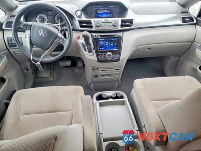 Zdjęcie 8 z 13 samochodu: 2017 HONDA ODYSSEY SE VIN:5FNRL5H30HB024094 - miniatura
