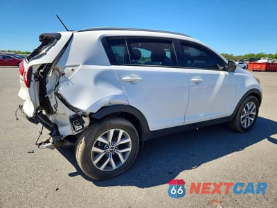 Trzecie zdjęcie samochodu z tyłu: 2015 KIA SPORTAGE LX VIN:KNDPB3AC7F7747579 - miniatura