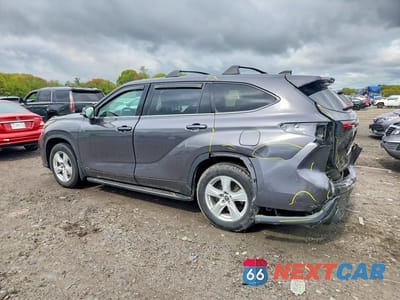 Drugie zdjęcie samochodu z przodu: 2022 TOYOTA HIGHLANDER HYBRID LE VIN:5TDBBRCH9NS560693 - miniatura