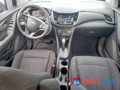 Zdjęcie 8 z 13 samochodu: 2017 CHEVROLET TRAX 1LT VIN:3GNCJPSB9HL143813 - miniatura