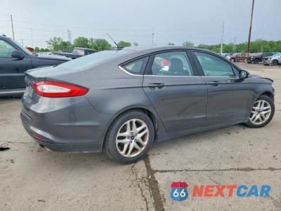 Trzecie zdjęcie samochodu z tyłu: 2015 FORD FUSION SE VIN:3FA6P0H71FR168753 - miniatura