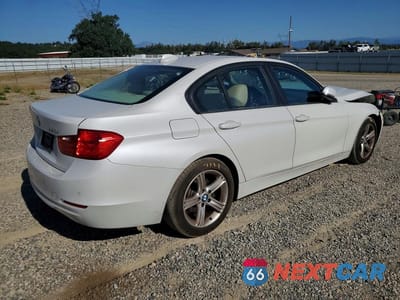 Trzecie zdjęcie samochodu z tyłu: 2013 BMW 320 I VIN:WBA3B1C52DF462872 - miniatura