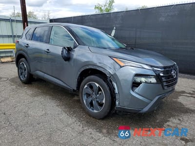 Czwarte zdjęcie samochodu z boku: 2024 NISSAN ROGUE SV VIN:5N1BT3BB6RC722791 - miniatura