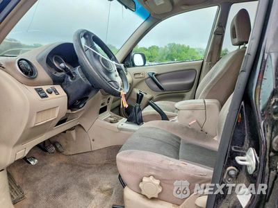 Zdjęcie 7 z 14 samochodu: 2001 TOYOTA RAV4 BASE VIN:JTEGH20V710021374 - miniatura