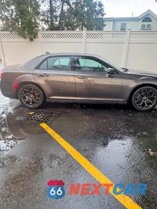 2020 CHRYSLER 300 S 2C3CCABG5LH158682 - główne zdjęcie licytacji z USA - miniatura