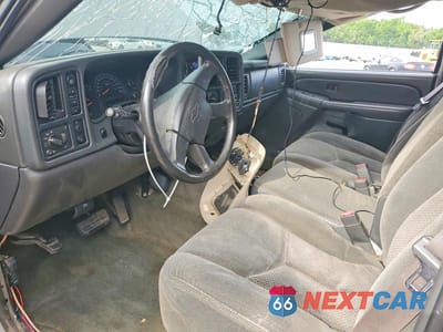 Zdjęcie 8 z 13 samochodu: 2004 CHEVROLET SILVERADO K1500 VIN:1GCEK14TX4Z156090 - miniatura