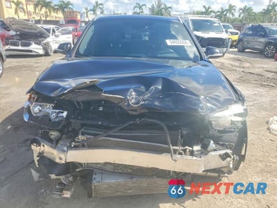 Piąte zdjęcie samochodu w środku: 2018 BMW X1 XDRIVE28I VIN:WBXHT3C35J5L30404 - miniatura