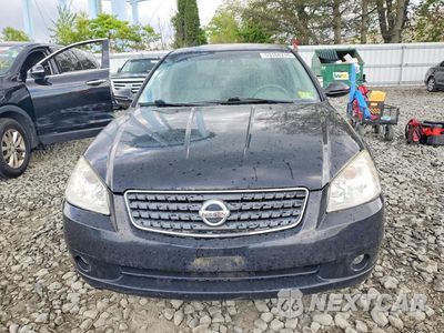 Piąte zdjęcie samochodu w środku: 2005 NISS ALTIMA VIN:1N4AL11D45C156668 - miniatura