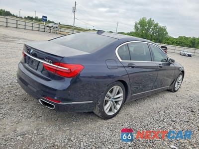 Trzecie zdjęcie samochodu z tyłu: 2016 BMW 750 XI VIN:WBA7F2C59GG419558 - miniatura