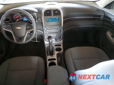 Zdjęcie 8 z 12 samochodu: 2014 CHEVROLET MALIBU LS VIN:1G11B5SL2EF275479 - miniatura