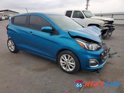 Czwarte zdjęcie samochodu z boku: 2019 CHEVROLET SPARK 1LT VIN:KL8CD6SA8KC703625 - miniatura