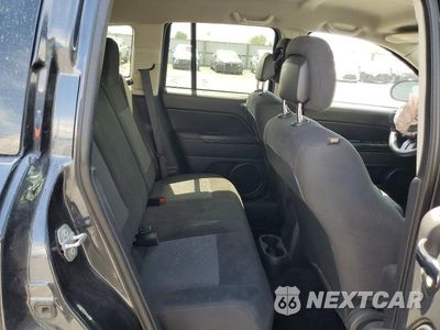 Zdjęcie 11 z 13 samochodu: 2015 JEEP COMPASS SPORT VIN:1C4NJDBB7FD316540 - miniatura
