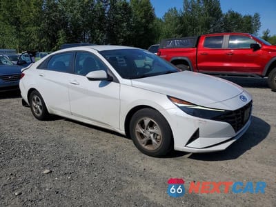 Czwarte zdjęcie samochodu z boku: 2021 HYUNDAI ELANTRA SE VIN:5NPLL4AG7MH037157 - miniatura