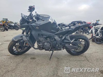 Trzecie zdjęcie samochodu z tyłu: 2025 YAMAHA MT09 C VIN:JYARN94YXSA000593 - miniatura