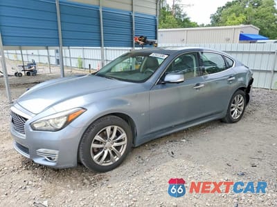 2017 INFINITI Q70 3.7 JN1BY1AP5HM741058 - główne zdjęcie licytacji z USA - miniatura