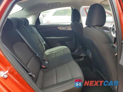Zdjęcie 10 z 12 samochodu: 2024 KIA FORTE LXS VIN:3KPF24AD6RE695084 - miniatura