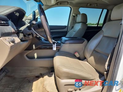 Zdjęcie 7 z 13 samochodu: 2015 CHEVROLET SUBURBAN C1500 LT VIN:1GNSCJKC8FR542679 - miniatura