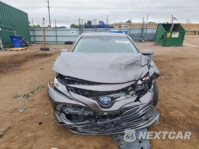 Piąte zdjęcie samochodu w środku: 2018 TOYOTA CAMRY HYBRID XLE VIN:4T1B21HK3JU505826 - miniatura