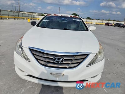 Piąte zdjęcie samochodu w środku: 2013 HYUNDAI SONATA GLS VIN:5NPEB4AC6DH568701 - miniatura