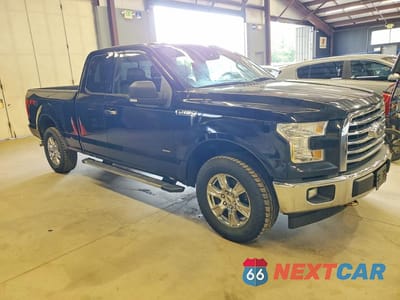 Czwarte zdjęcie samochodu z boku: 2017 FORD F150 SUPER CAB VIN:1FTFX1EG5HFB79422 - miniatura