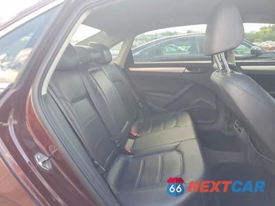 Zdjęcie 10 z 12 samochodu: 2013 VOLKSWAGEN PASSAT SE VIN:1VWBP7A3XDC104423 - miniatura