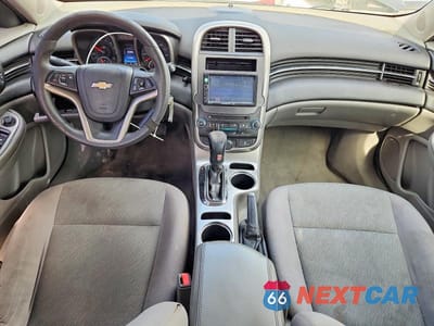 Zdjęcie 8 z 12 samochodu: 2015 CHEVROLET MALIBU LS VIN:1G11B5SL1FF202721 - miniatura