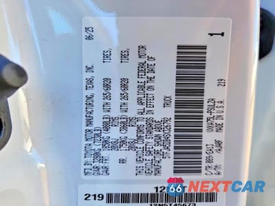 Zdjęcie 13 z 13 samochodu: 2025 TOYOTA TUNDRA 4WD V6 LIMITED VIN:5TFJA5DB4SX326792 - miniatura