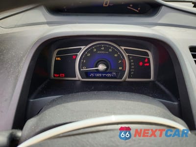 Zdjęcie 9 z 12 samochodu: 2007 HONDA CIVIC LX VIN:1HGFA16597L019771 - miniatura