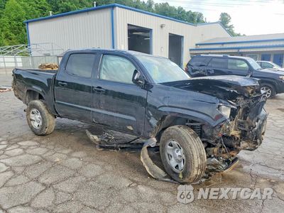 Czwarte zdjęcie samochodu z boku: 2023 TOYOTA TACOMA SR V6 VIN:3TMCZ5AN9PM650530 - miniatura