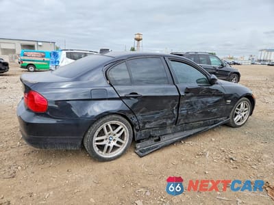 Trzecie zdjęcie samochodu z tyłu: 2011 BMW 328 XI SULEV VIN:WBAPK5C58BA662691 - miniatura