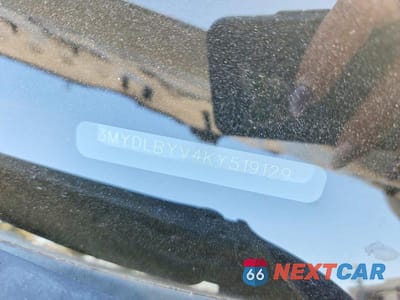 Zdjęcie 12 z 12 samochodu: 2019 TOYOTA YARIS L VIN:3MYDLBYV4KY519129 - miniatura