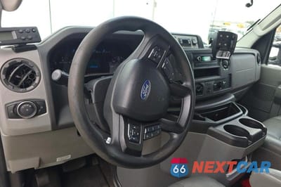 Zdjęcie 9 z 14 samochodu: 2023 FORD ECONOLINE E350 SUPER DUTY CUTAWAY VAN VIN:1FDWE3FK6PDD14711 - miniatura