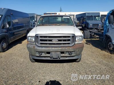 Piąte zdjęcie samochodu w środku: 2004 FORD F450 SUPER DUTY VIN:1FDXF46PX4EB16402 - miniatura