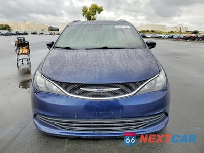 Piąte zdjęcie samochodu w środku: 2020 CHRYSLER VOYAGER LXI VIN:2C4RC1DG3LR192116 - miniatura
